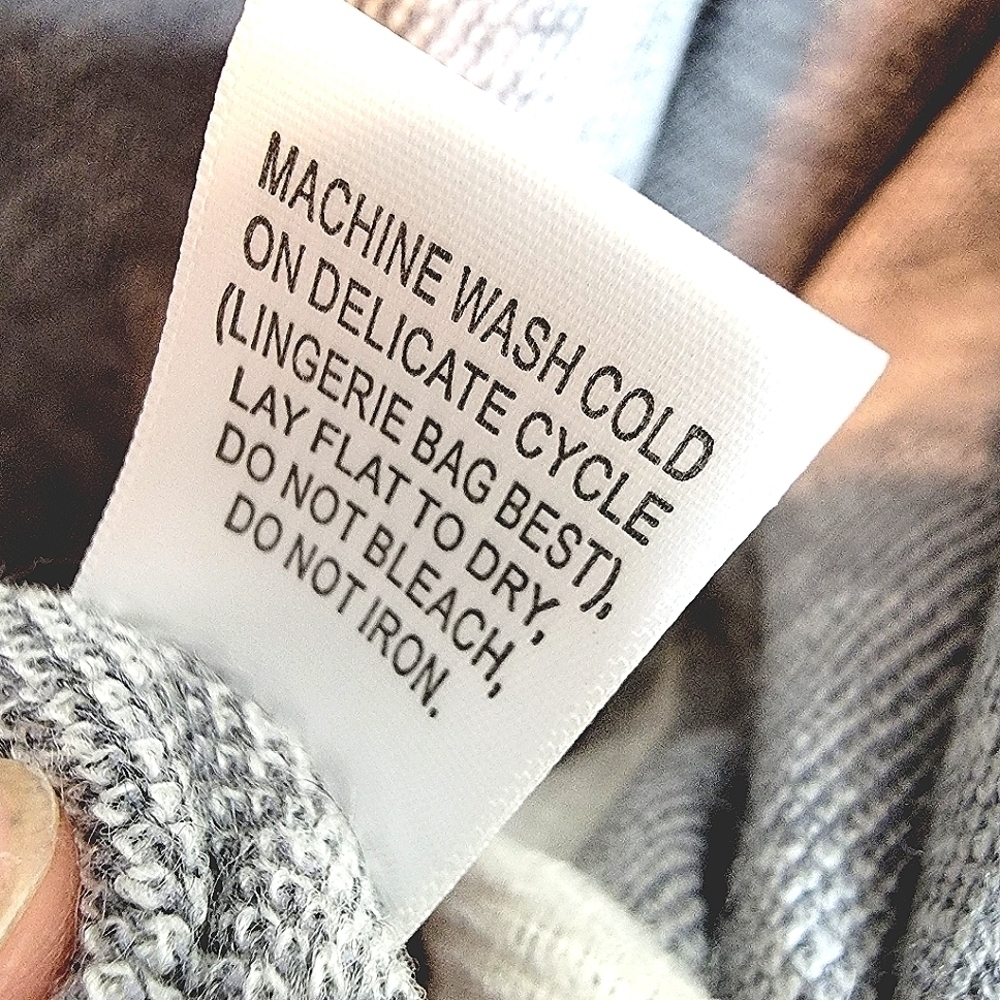 NEW coco+carmen loose fitting bohemian kimono sweater with neutral color scheme - Picture 9 of 9